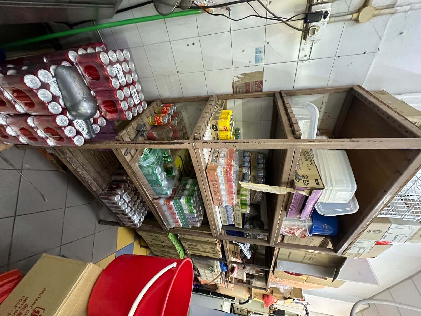 1x drink stall with equipment n stock ready and 1x stall to sell anything