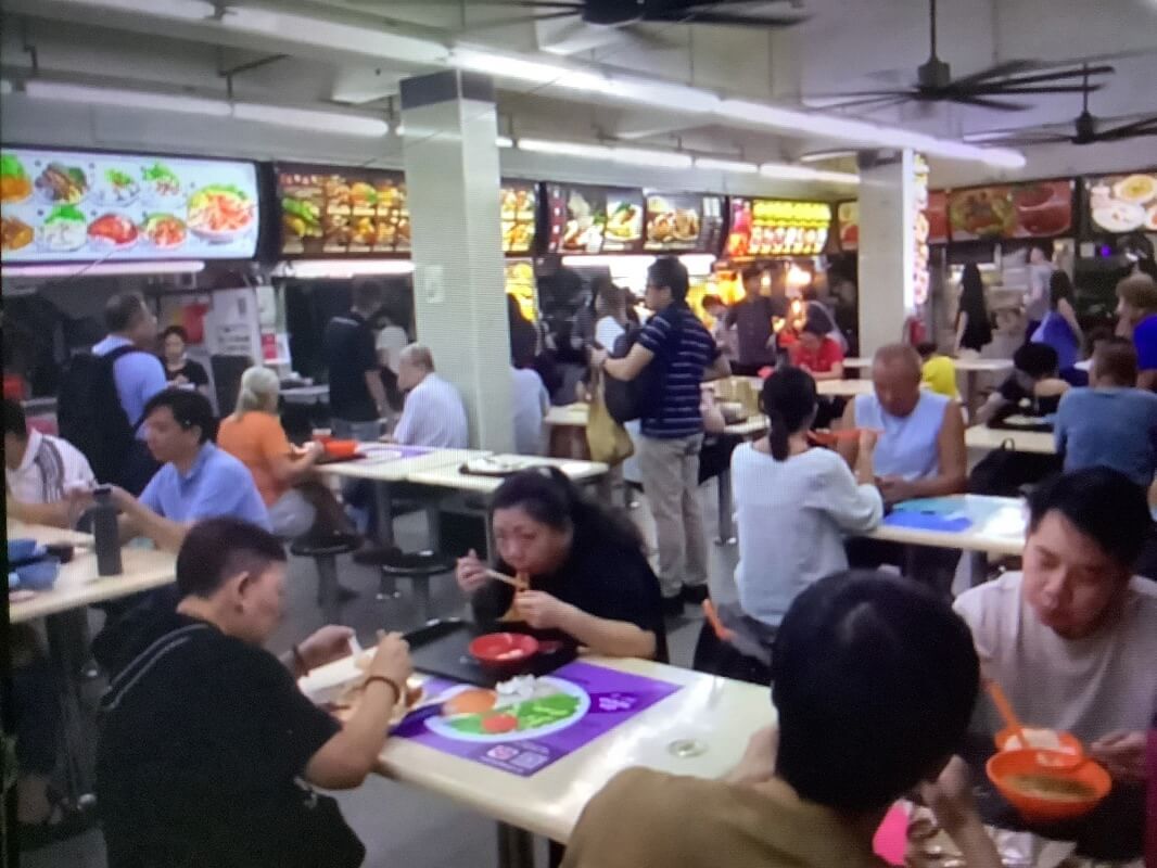 Good constant crowd 848 Yishun stall for lease.