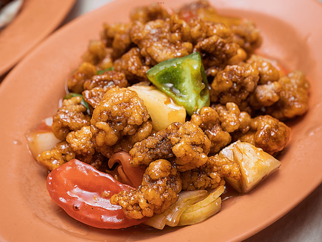 Potong Pasir food stall l(beside MRT) for rent