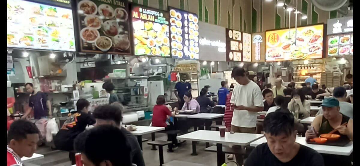 Toh Guan residential coffee shop stall for rent 