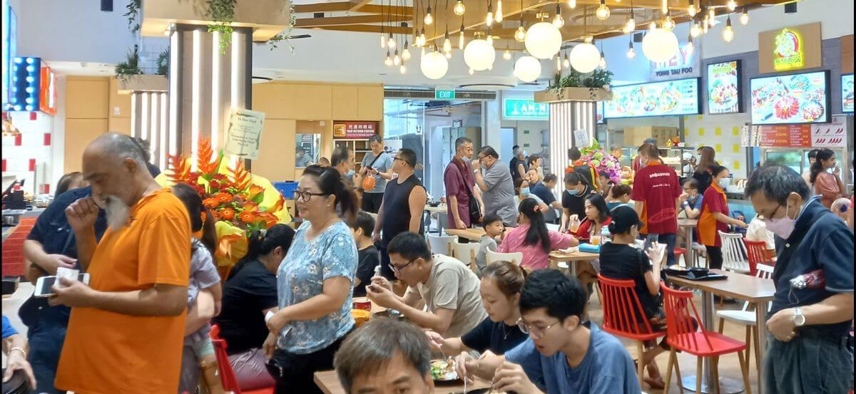 Aircon Punggol Field Fishball noodle stall for lease 