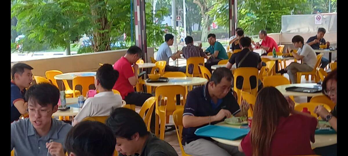 $2900 Toh Guan HDB food stall to let
