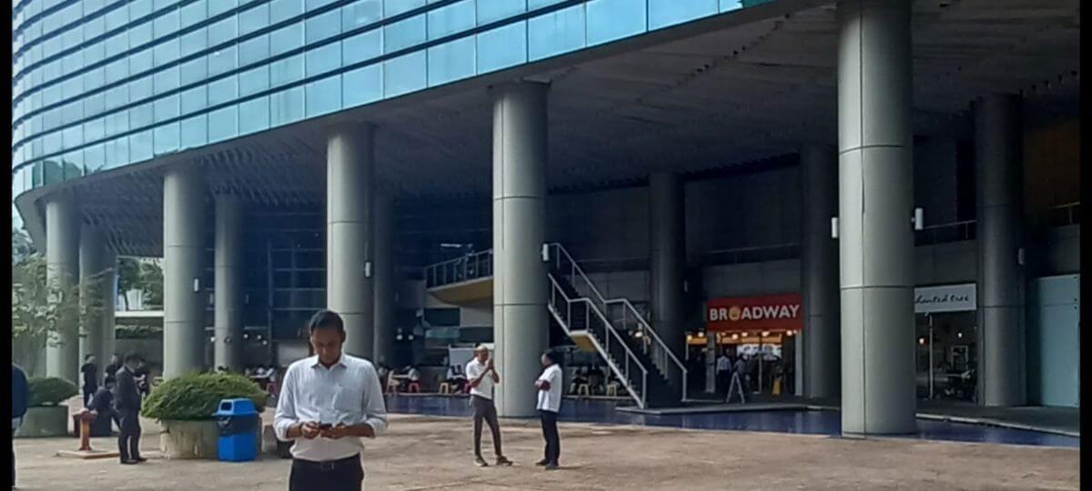 Changi Business Pk food stall for rent
