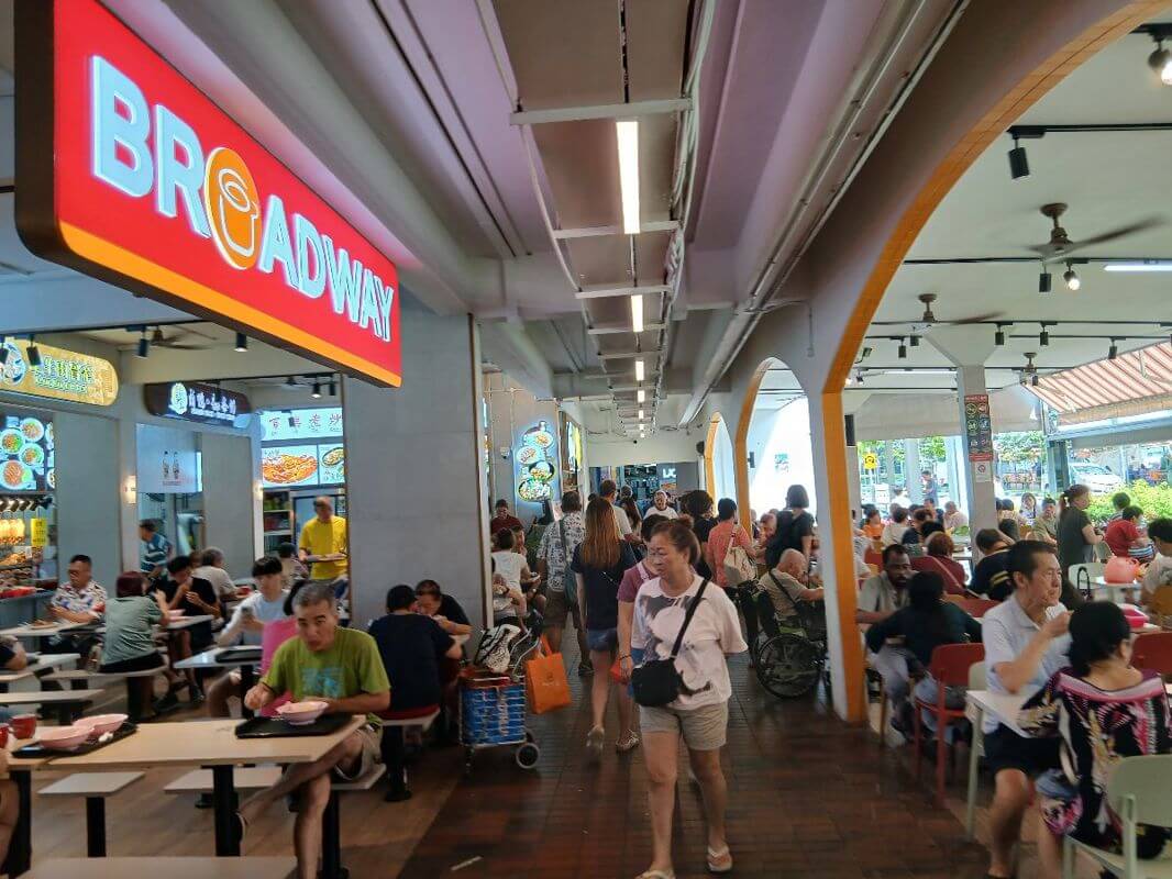 Newly revamped 682 Hougang kueh kiosk to jet 