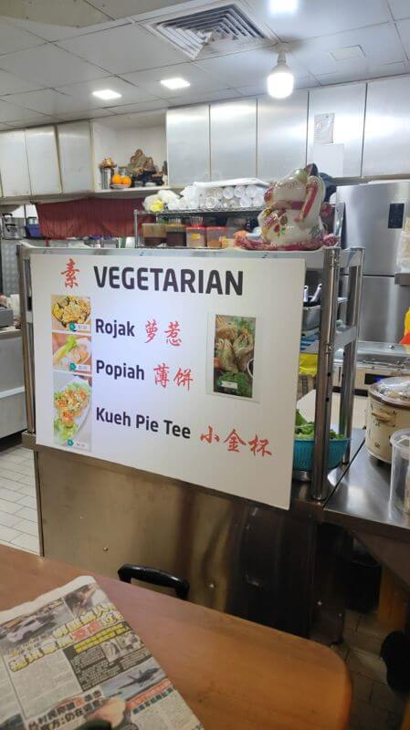 Take over Vegetarian stall for Singaporean 