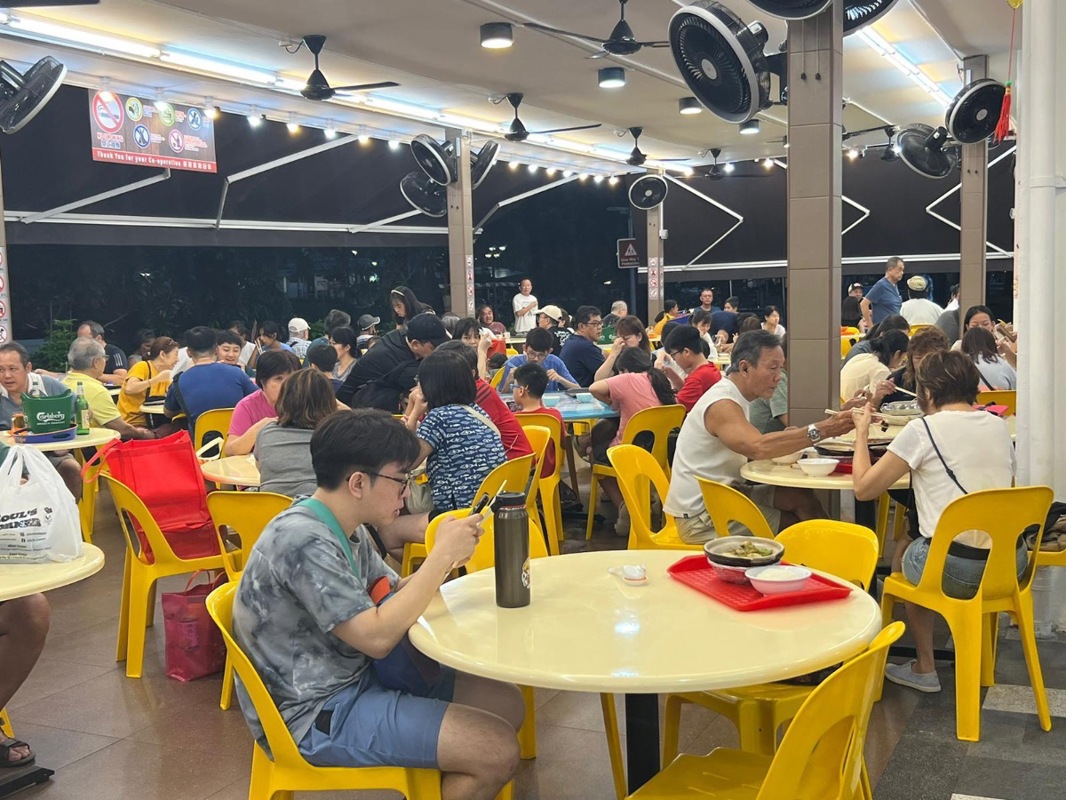 Beautiful Corner stall located at Bedok 