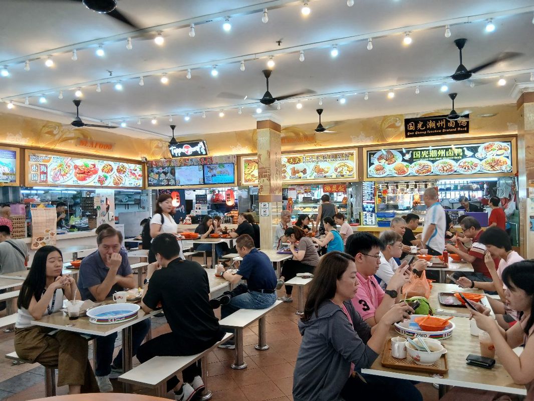 Soon to be renovated Hougang Green coffeshop stall to let 