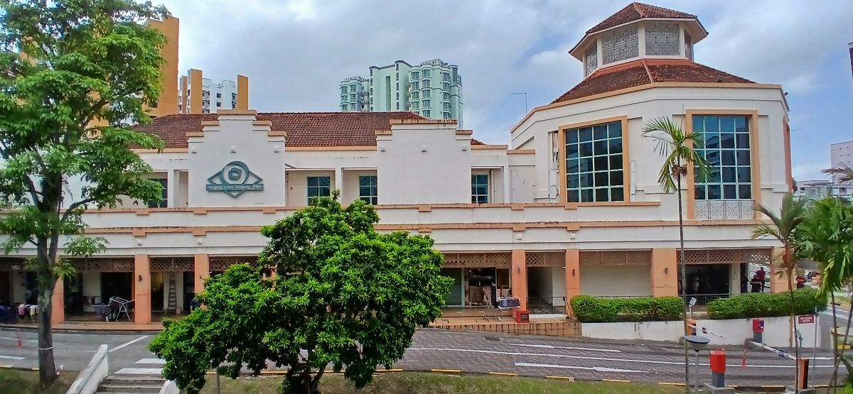 Join our new Hougang Green coffeeshop. Stall to let