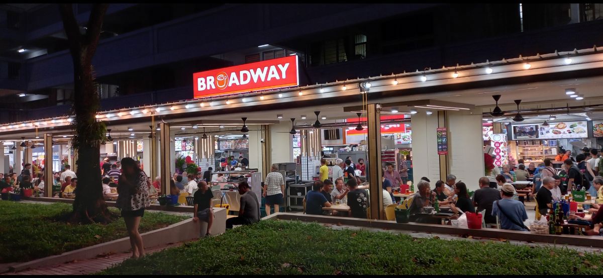 Newly renovated 261 Serangoon Central stall to let 