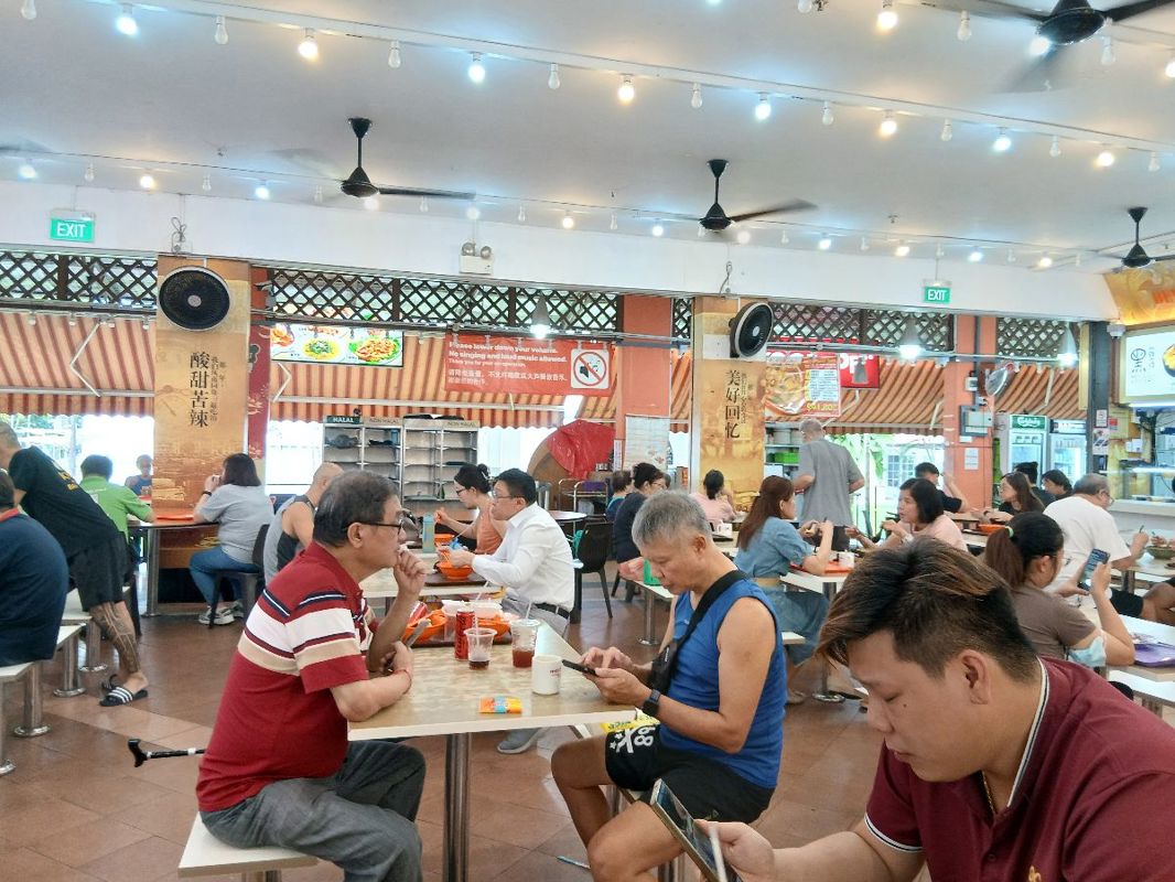 New Hougang Green coffeeshop stall to let