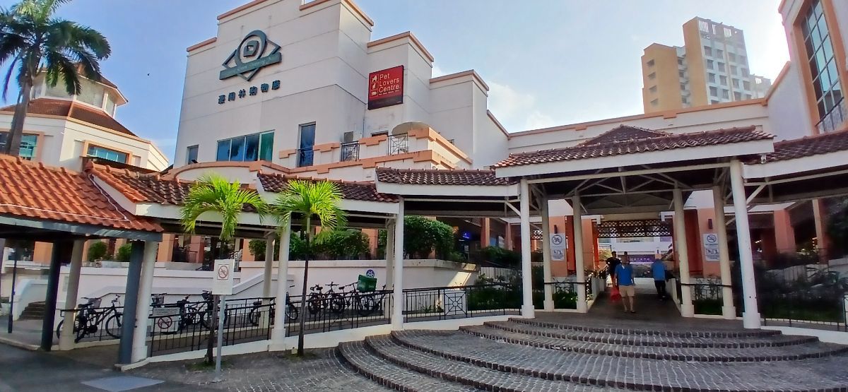 21 Hougang Green  new food stall for rent 