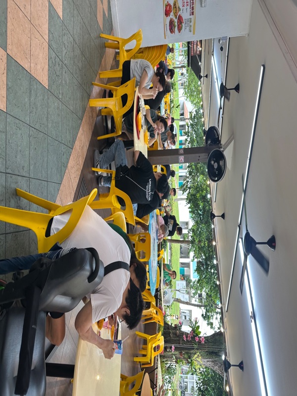 **IMMEDIATE** HUGE ORA COFFEESHOP/ BIG STALL FOR RENT