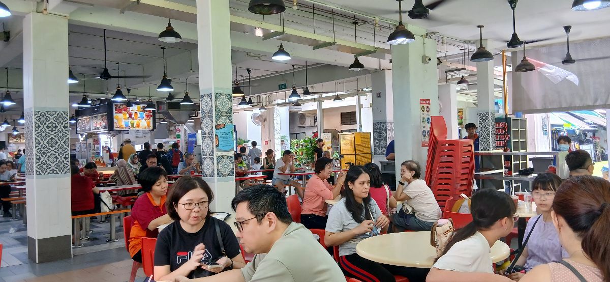 Muslim food stall for lease at Potong Pasir 