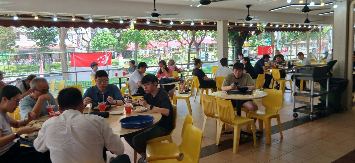 Zi Char stall and half stall for lease @ 644 Hougang 