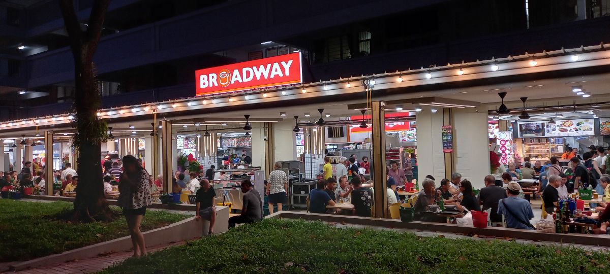 High footfall Serangoon Central food stall to let 
