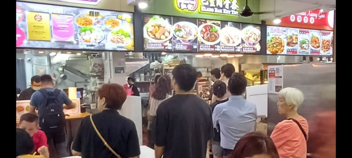 261 Serangoon Central food stall to let