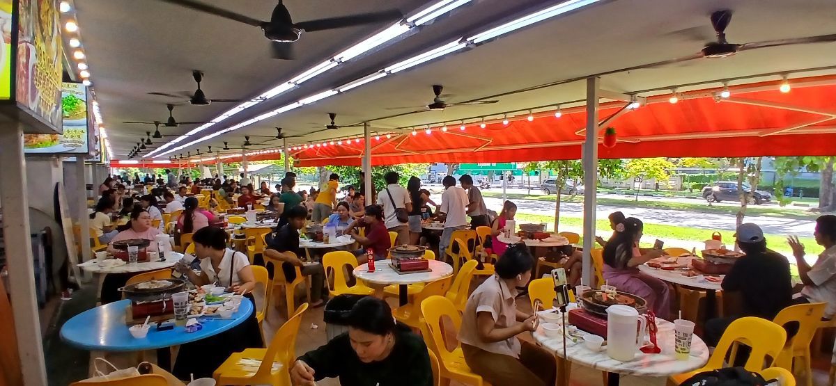 Geylang East eatery food stall for rent
