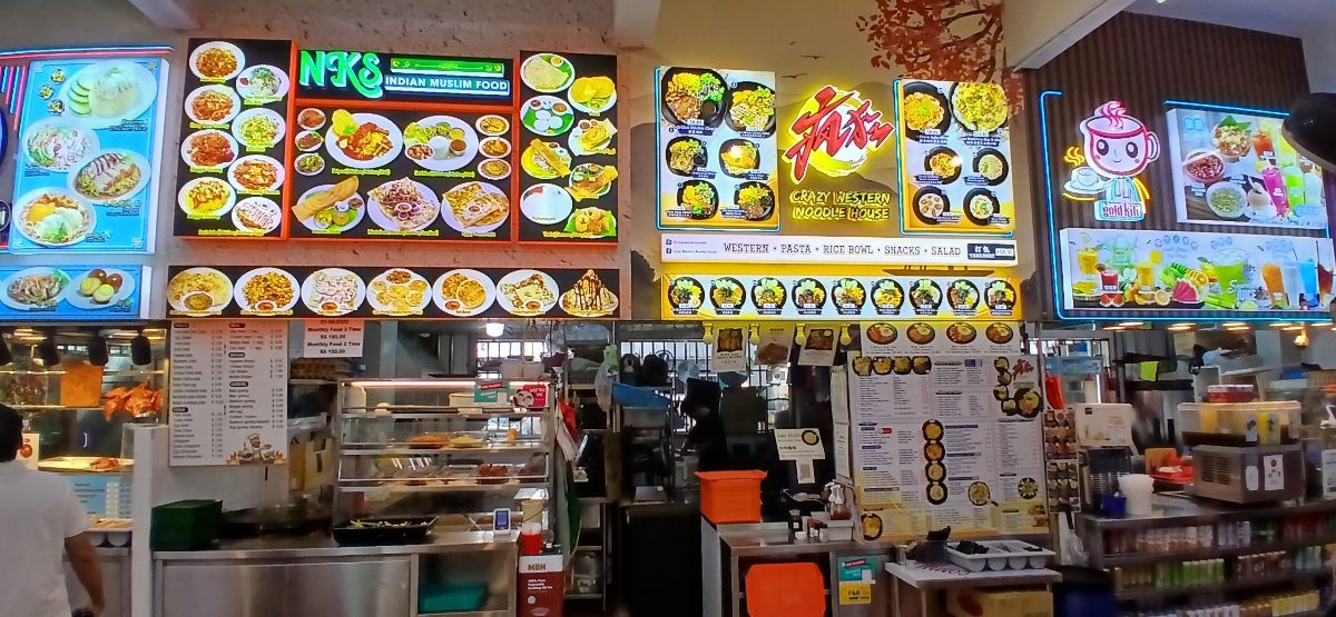 $2000 Geylang East canteen stall to let. MR license 