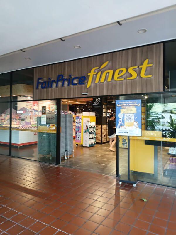  Food Stall at Ang Mo Kio Central. Next to AMK HUB, NTUC, DBS, Macdonald.  High Footfall and Very Good Location!