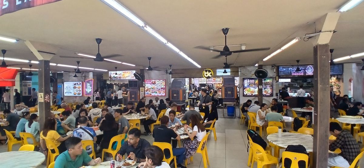 134 Jurong Gateway Rd stall for lease 