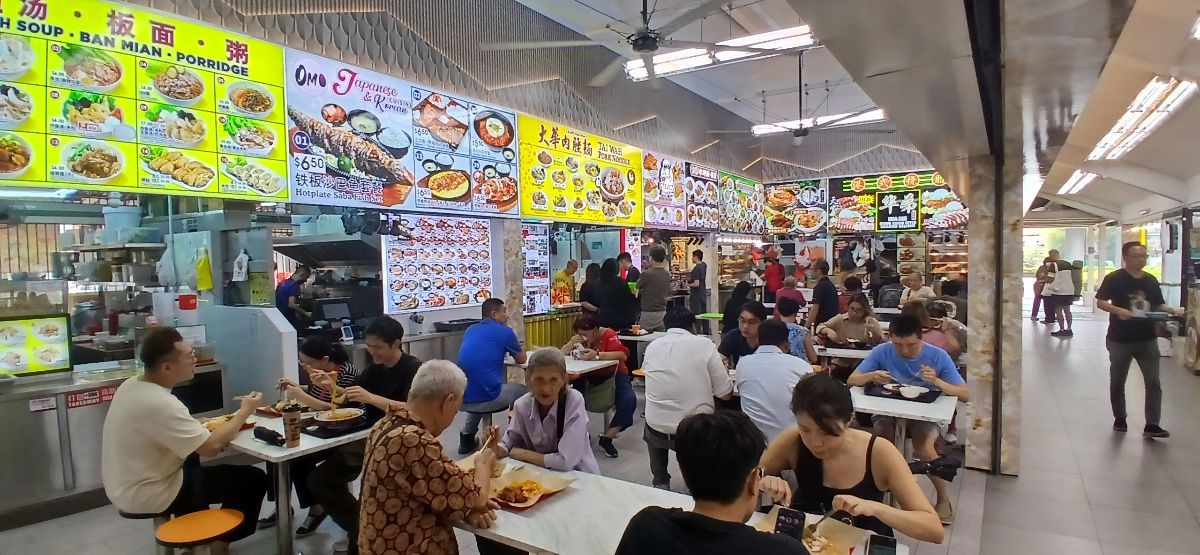 26A Chai Chee food stall w MR license for lease 