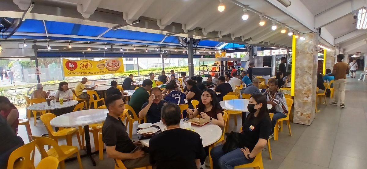 26A Chai Chee food stall w MR license for lease 
