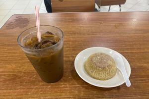 Stall at new chai Chee Industrial Canteen for rent