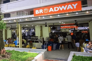 Serangoon Central food stall for rent