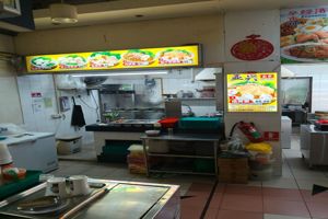 STALL FOR RENT WITH EQUIPMENT @ PSA, OFFICE CROWD 