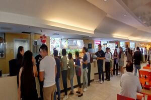 Changi Business Pk foodcourt stall with MR license to let