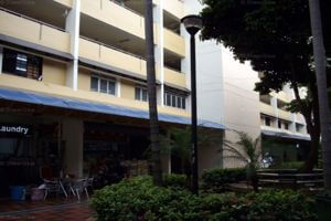 WHOLE COFFEESHOP LEASING $65,000 LANDLORD