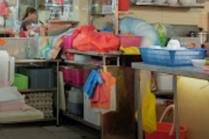 Stall for rent yishun黄金地段：位于驾校隔壁，客流量大，人气旺盛 （Prime location: Located at opposite of Driving Center with high foot traffic and popularity） 租金优惠：价格实惠，性价比高 ,不用购买任何厨房设备，Affordable rent: Priced competitively and offers great value for money, kitchen everything included ）