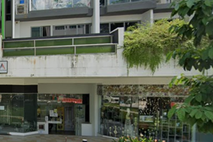 半摊出租 👨‍🍳 在大成工业区 ✔️马来餐，沙拉饭，鱼汤，板面，鸡饭，鸭饭，西餐，擂茶，中国小吃，蒸鱼，糕点等等。