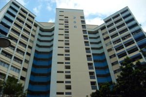 工业区咖啡店  出租  可商量开任意饮食店，只要不跟其他店面食品相撞 租金便宜 ，客源固定，可以做拜一到拜天，随意时间