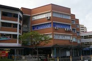 ✔️马来餐，沙拉饭，鱼汤，板面，鸡饭，鸭饭，西餐，擂茶，中国小吃，蒸鱼，糕点等等。