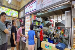 19 Marsiling Lane food stall to let 