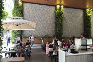 Prime F&B Spot in High-Traffic CBD Intersection