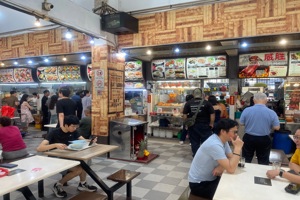 Good location! Stall for Rent! 90900770
